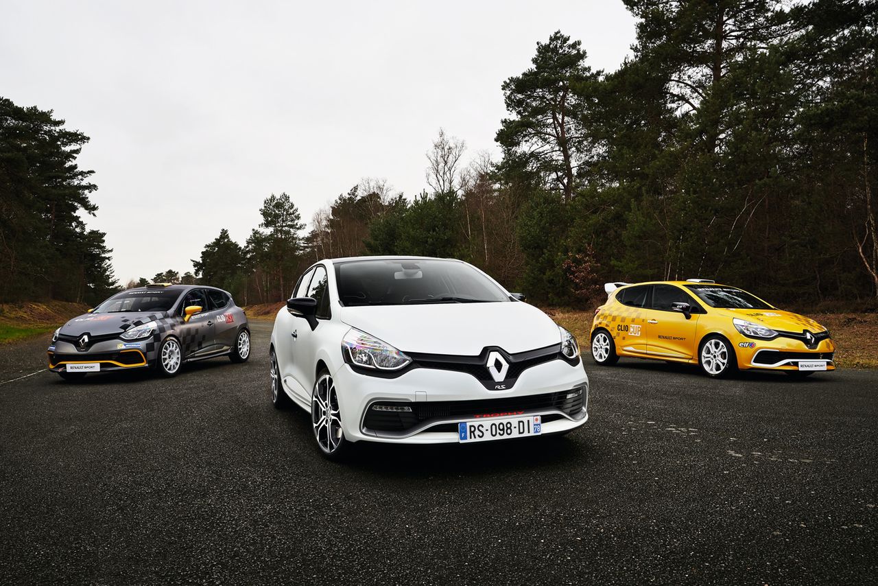 Renault Clio R.S. 220 EDC Trophy (2015) - wyjątkowy hot hatch jeszcze mocniejszy