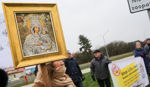 Z Matką Boską przed Lidlem. Protestujący wyszli na ulice