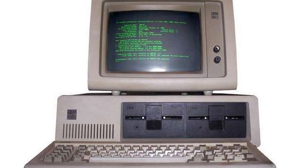 Dziś 30. urodziny komputera PC. Jak zaczęła się jego historia? 1