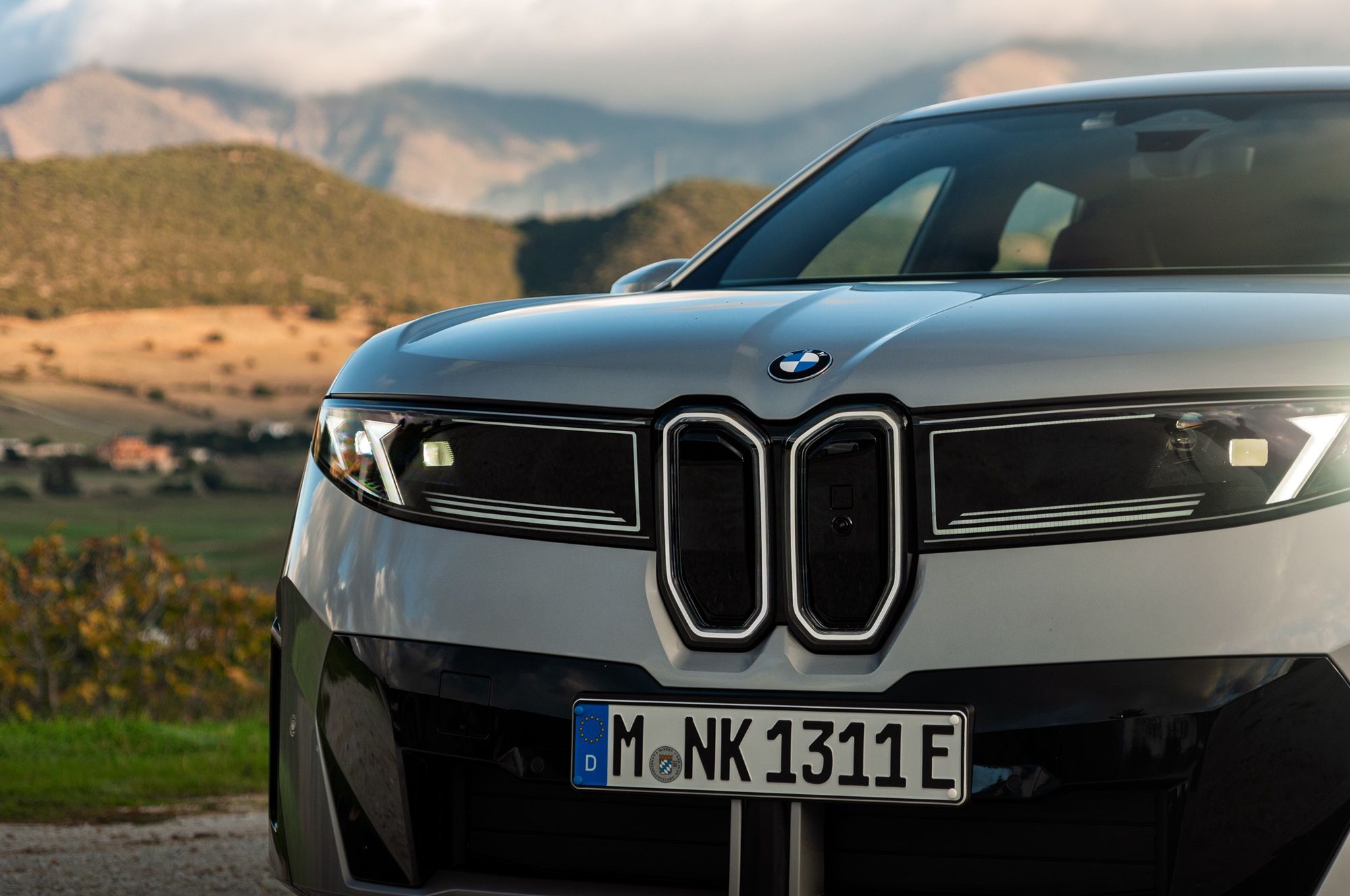 BMW iX3 50 xDrive (2025) - test, pierwsza jazda, recenzja