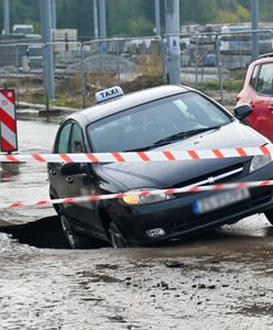 Nagle pod autem zapadła się droga. Chwile grozy