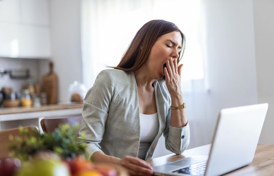 Ekspert: ziewanie jako jedna z metod obrony przed deepfake'ami