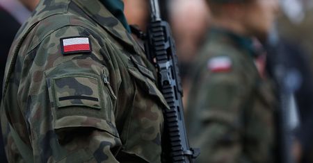 MON ujawnił dane. Co trzeci generał bez wymaganego angielskiego