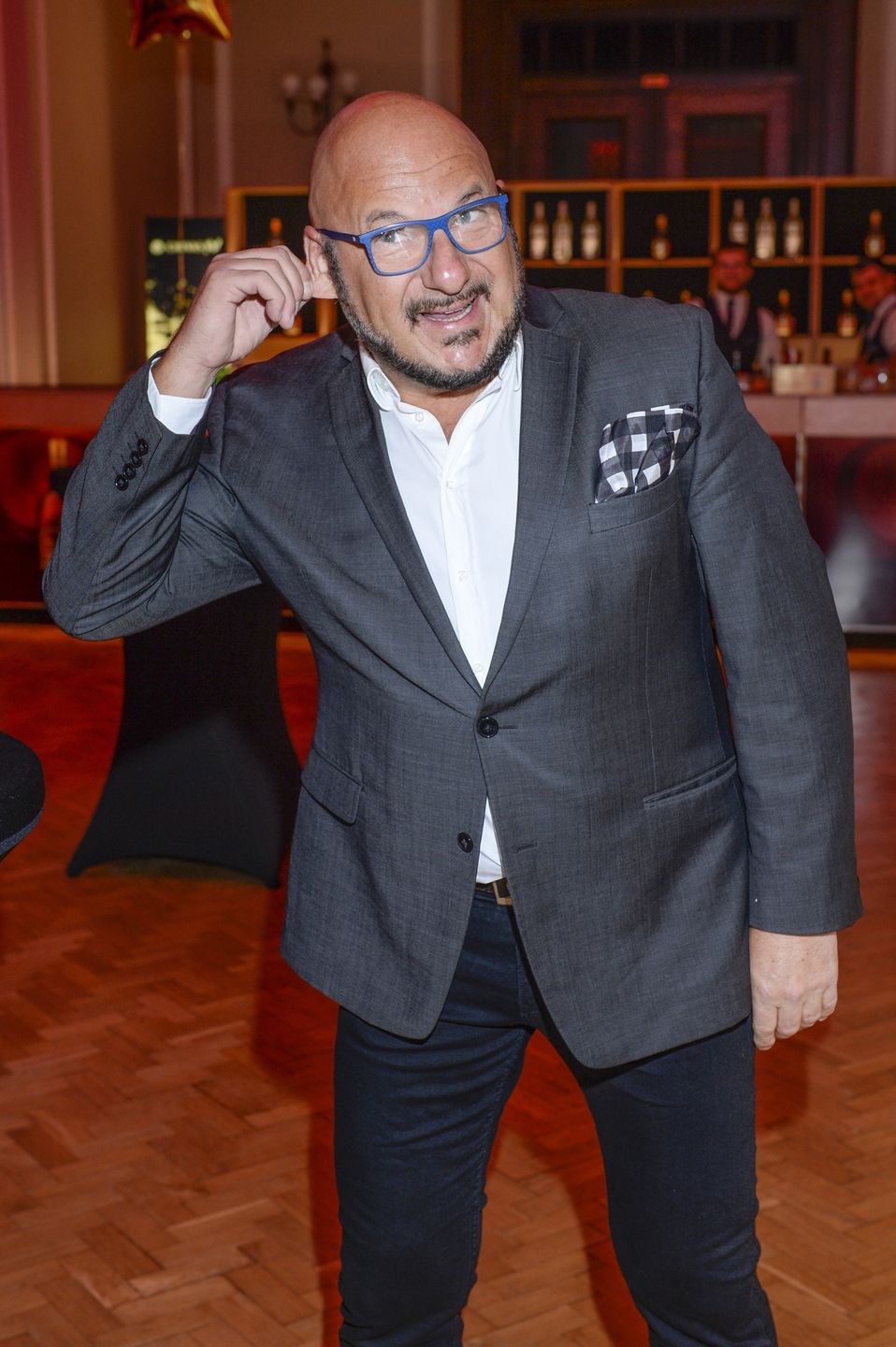 Piotr Gąsowski uważa, że aktorzy powinni być szczepieni na COVID w pierwszej kolejności