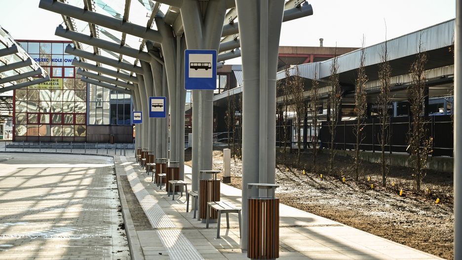 Częstochowa. Trzy centra przesiadkowe oddał do użytku samorząd miasta. 