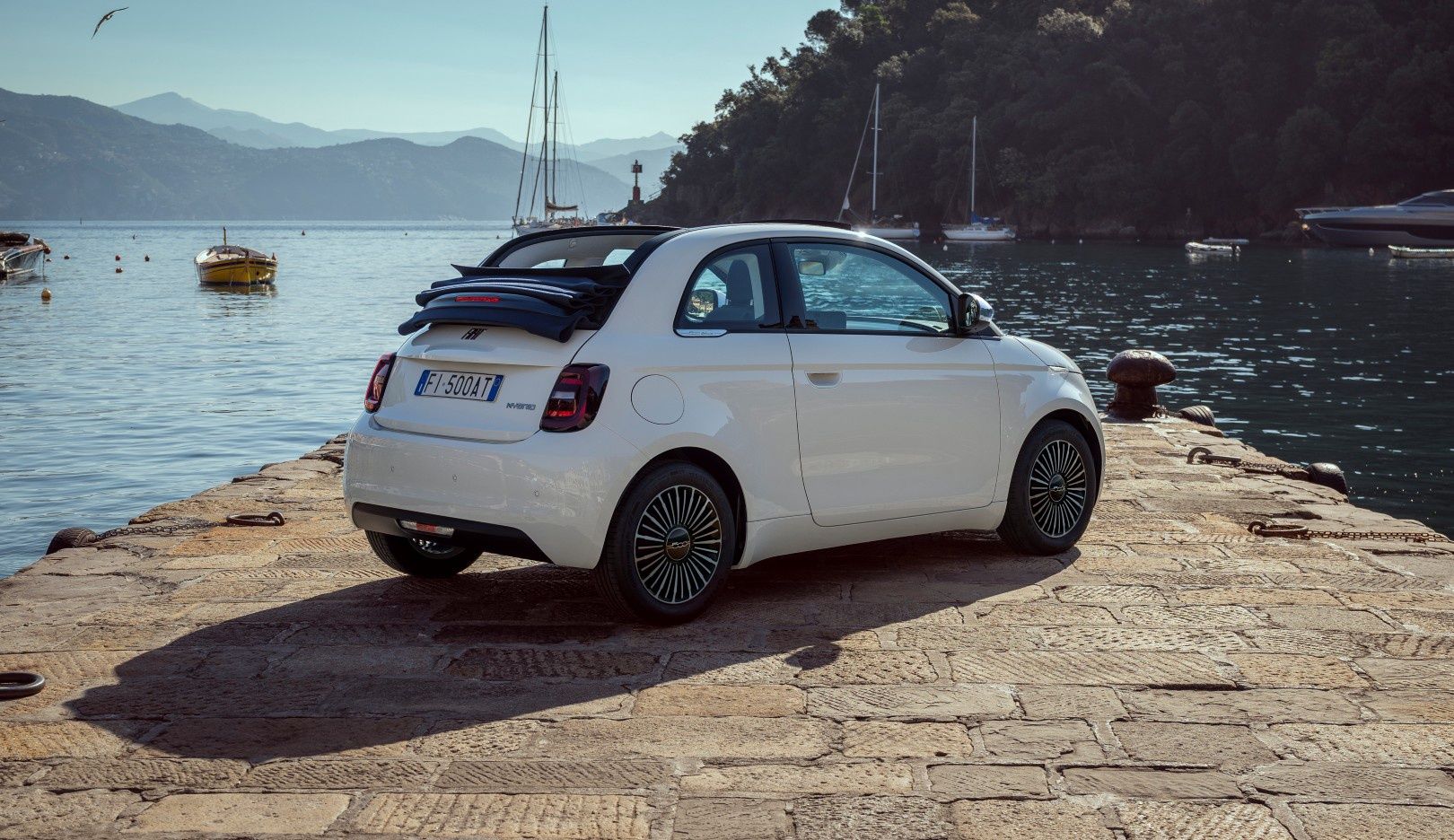 Fiat 500 Hybrid Cabrio Dolcevita