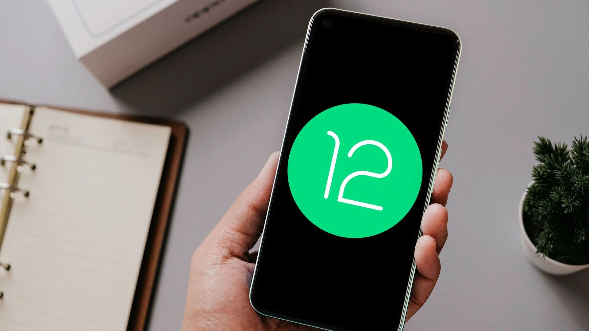 Android 12 wyciekł tuż przed Google I/O. Lista zmian jest długa 1
