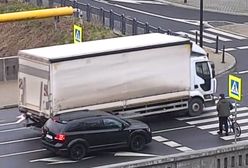 Zrobiło się gorąco. Pieszy zatrzymał się w ostatniej chwili