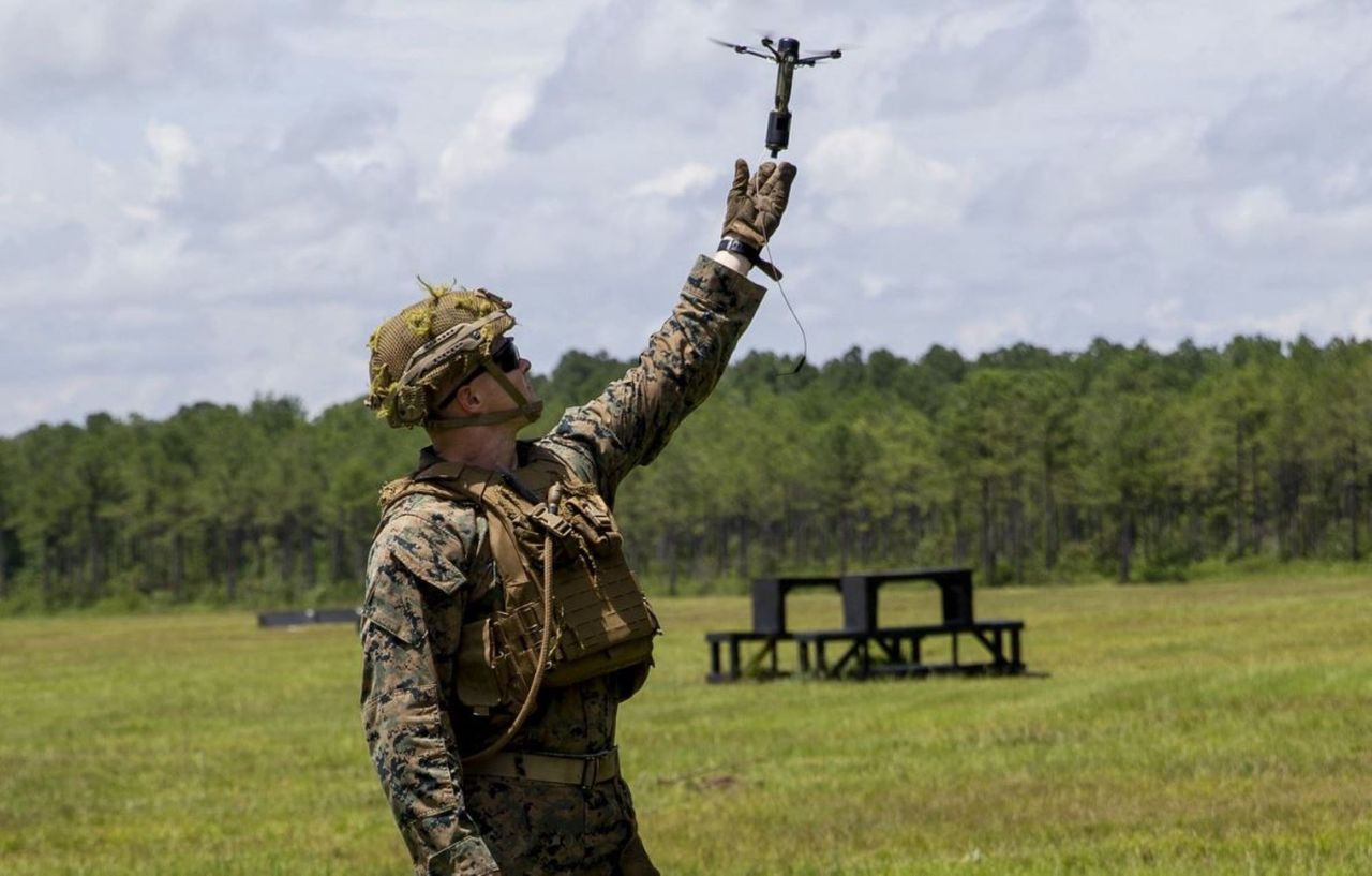 Amerykanie testują nową broń. To połączenie dronów z granatami
