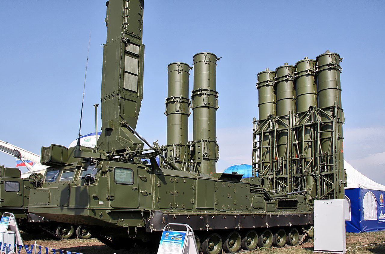 System obrony przeciwlotniczej S-300VM Antey-2500.