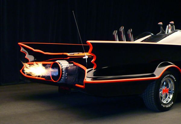 Batmobil z 1966 roku - klasyka powraca! 4
