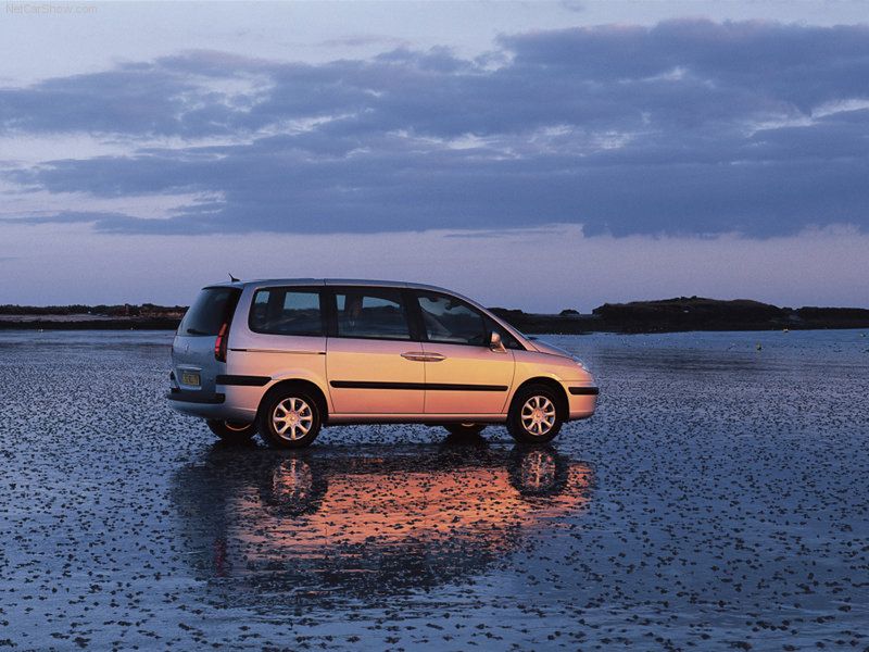 Peugeot 807