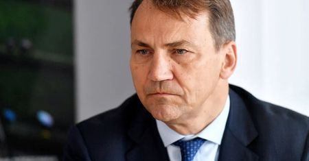 TVP powtórzy film o Sikorskim. Polityk nie patyczkował się w komentarzu