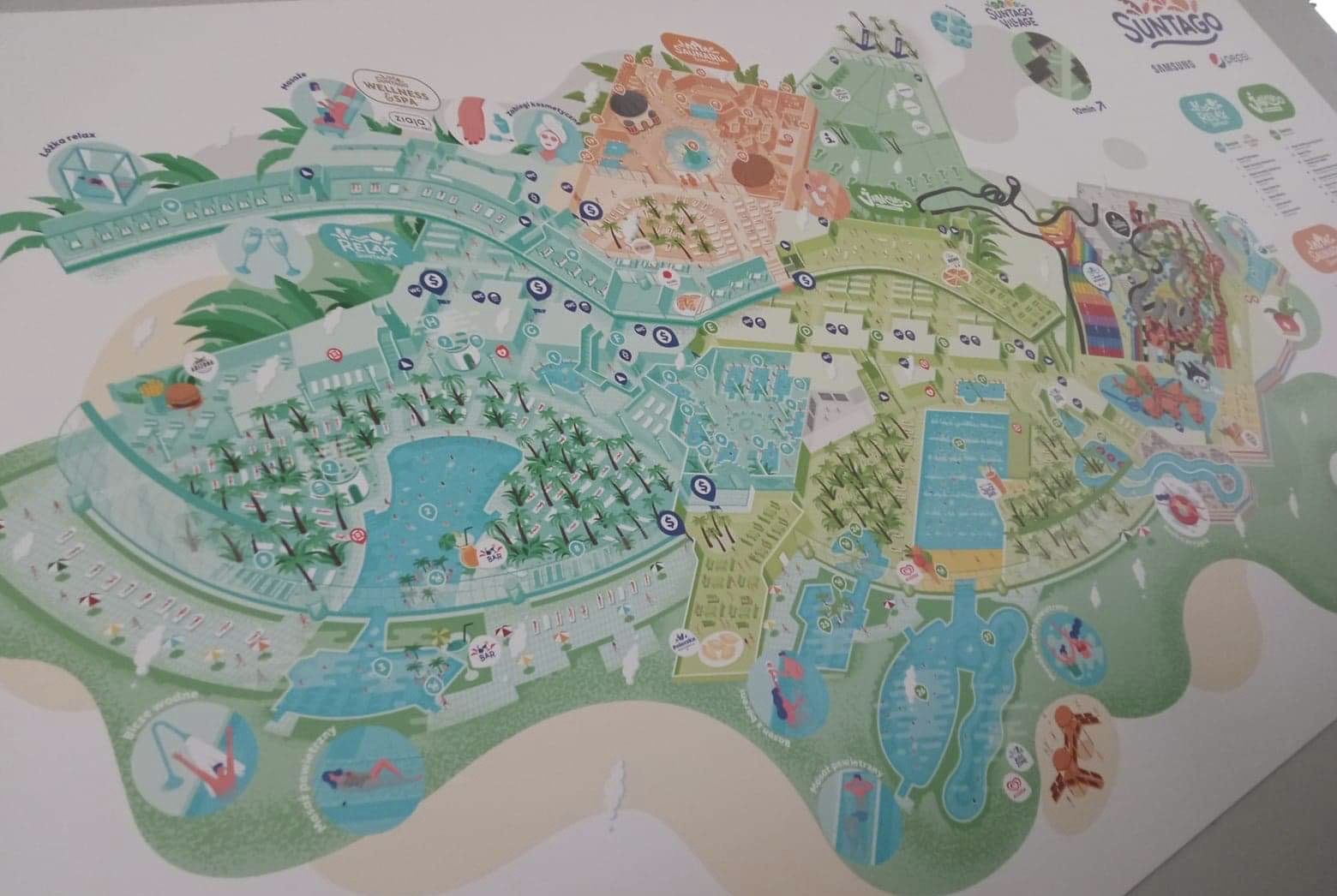 Park wodny składa się z trzech stref - Jumango, Relaks i Saunarium.
