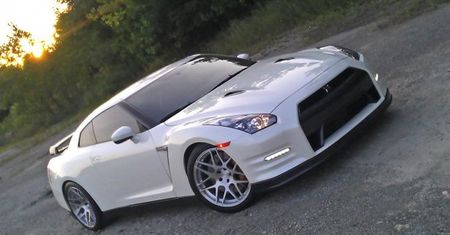 2,6 s do setki – Switzer GT-R P600 PKG (2012)