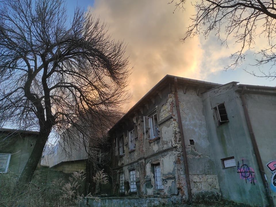 Pożar zabytkowego dworku przy ul. Wesołej w Lublinie
