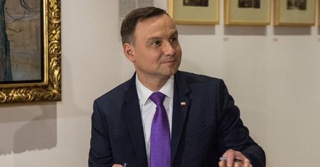 Andrzej Duda PODPISAŁ ustawę o sądach powszechnych! "Nie będzie WETA"