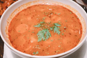 Węgierska pomidorowa hitem. Przy niej polska wypada blado