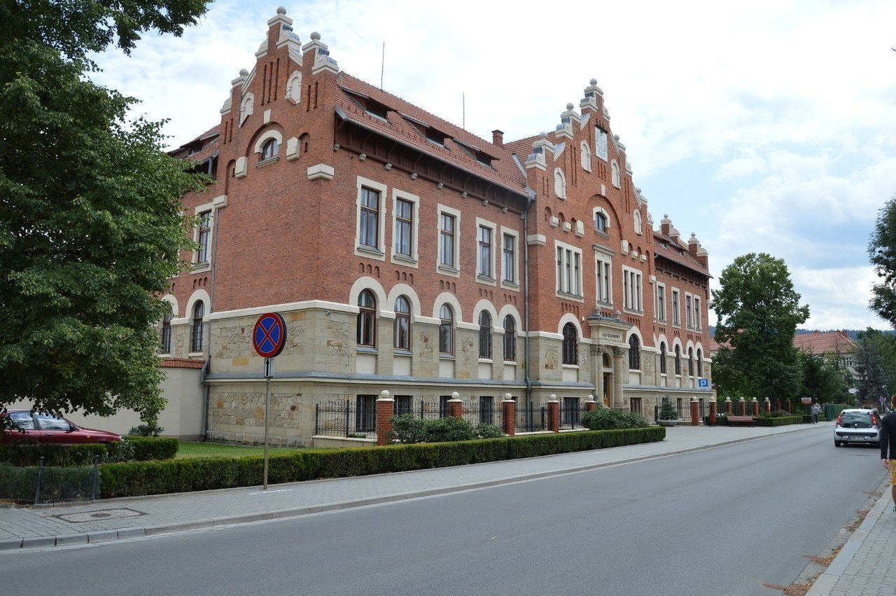 Gdów: Oszukiwała na ubezpieczeniach. Przywłaszczała ponad 108 tys. zł