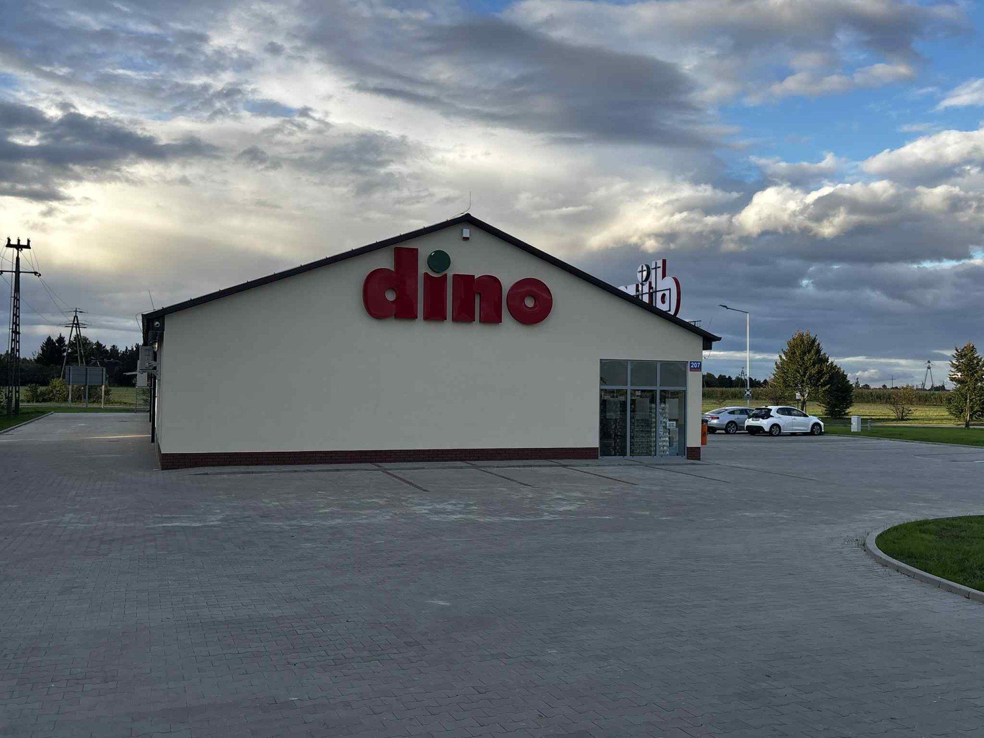 Market Dino przy ul. Miodowej w Świeciu jest już gotowy. Sklep czeka na klientów