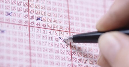 Matematyk analizował wygrane w Lotto i Eurojackpot. Mówi, w co grać