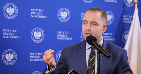 Starcie na konferencji prezesa IPN. Padło pytanie o urlop