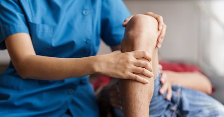 Terapia MBST – przebieg, wskazania, przeciwwskazania. Ile kosztuje terapia rezonansem magnetycznym