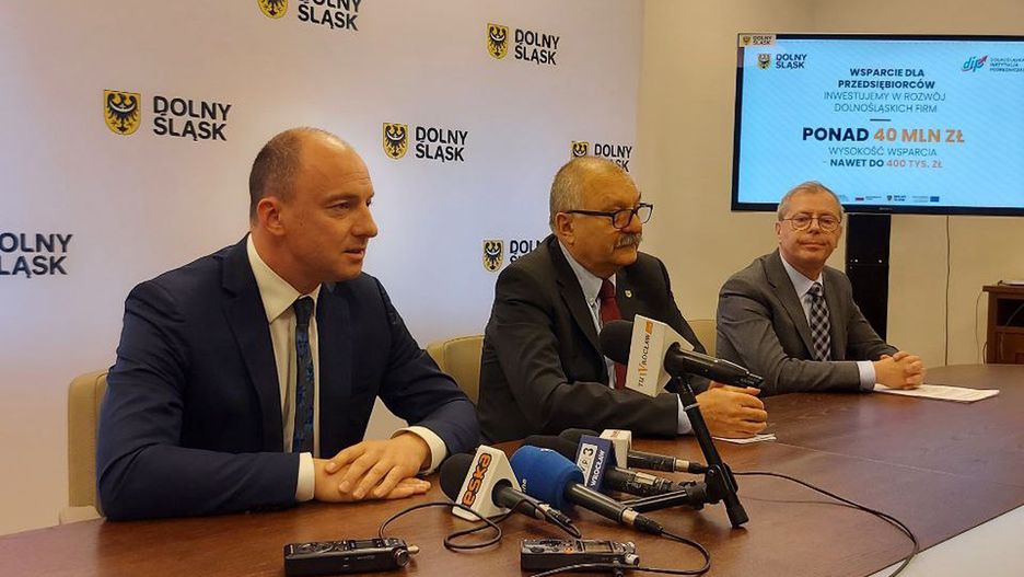 Wrocław. Ponad 40 mln zł dla dolnośląskich przedsiębiorców. Środki pochodzą z UE