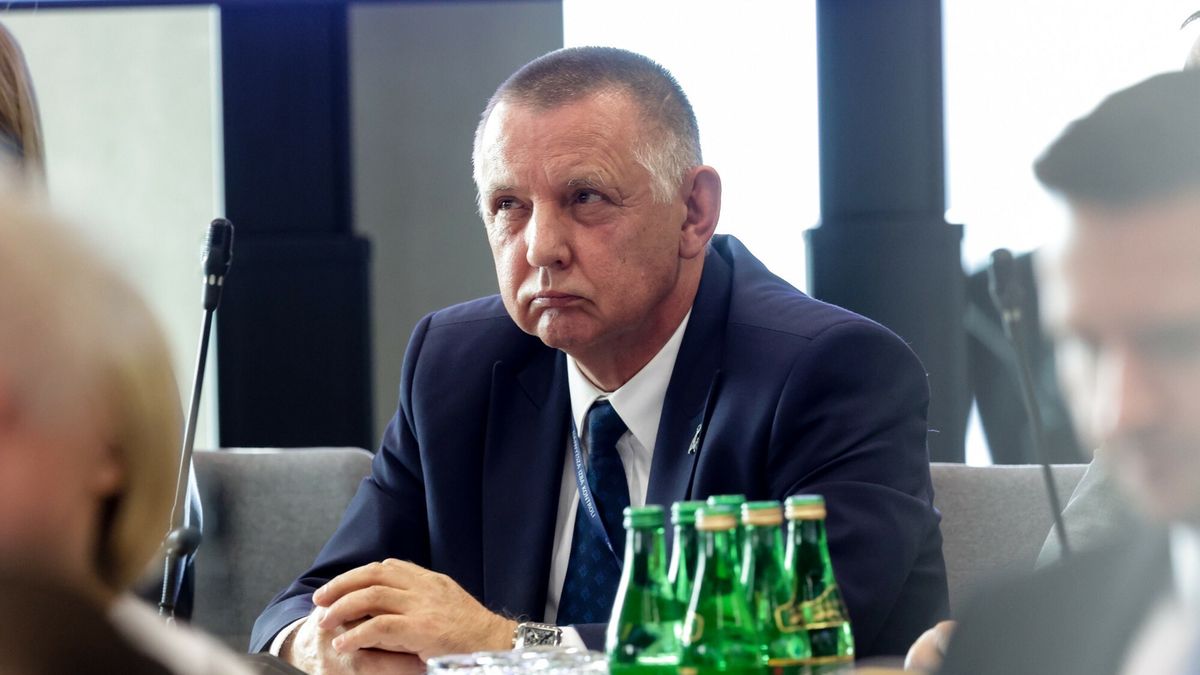 Na zdjęciu prezes Najwyższej Izby Kontroli Marian Banaś