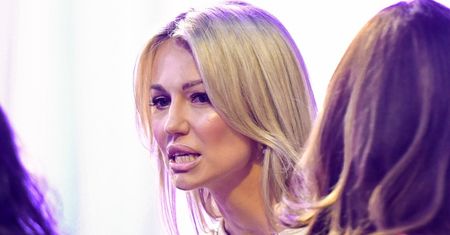 Awantura na antenie TVP Info. Magdalena Ogórek kontra posłanka Lewicy: "WYPRASZAM SOBIE! Zaszczuwacie moje dziecko"