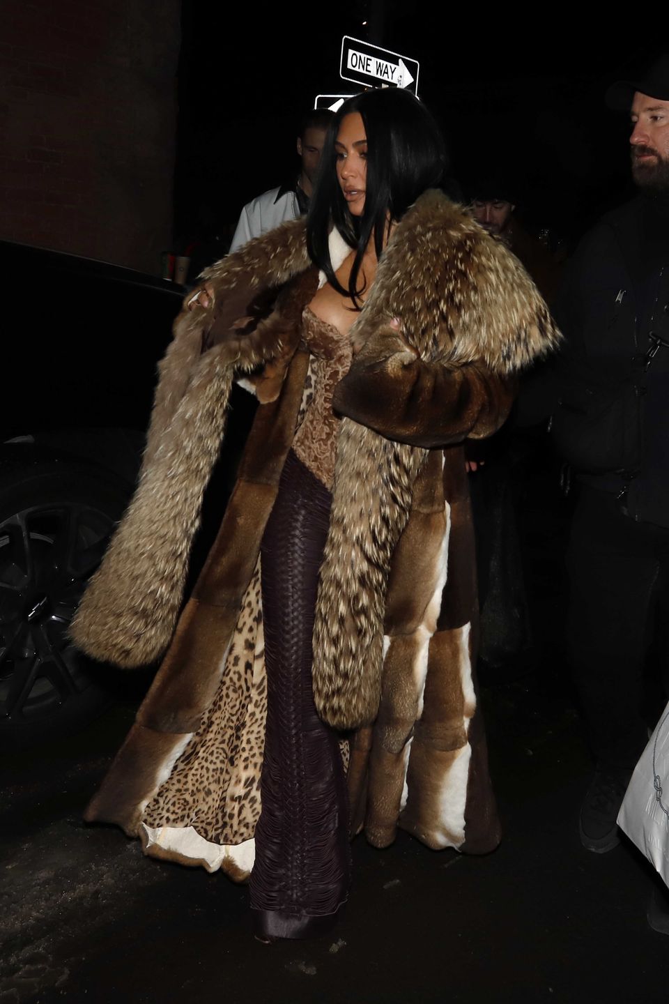 Kim Kardashian w futrze