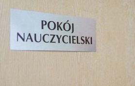 "Wezmą nas głodem i zabronią strajków w przyszłości". O czym rozmawia się w pokojach nauczycielskich?