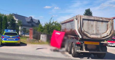 Ciężarówka wjechała w pieszego. Tragedia w Zblewie