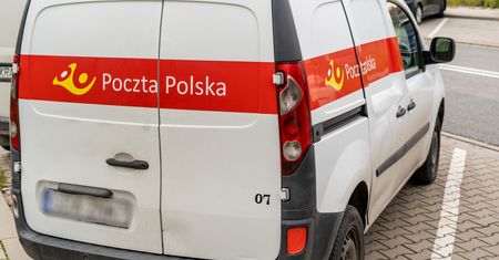 Wiadomość o paczce. "Dostawa wstrzymanej przesyłki"