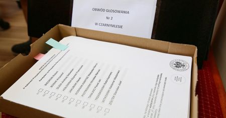 Wybory 2020. Jak wygląda karta do głosowania? Musi mieć dwie pieczęcie