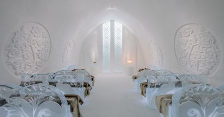 Hotel cały z lodu. Wyjątkową salę stworzyli Polacy