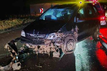 Bystrzejowice Pierwsze: Nietrzeźwy kierowca uderzył w znak