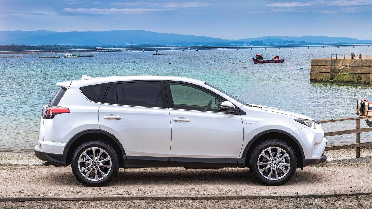 Toyota RAV4 to popularny SUV segmentu C.