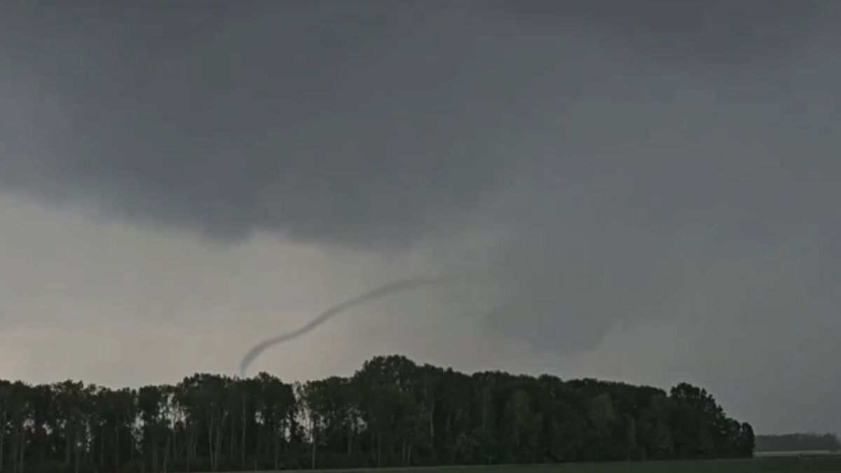 Na Dolnym Śląsku zaobserwowano leje kondensacyjne. Tak zaczyna się trąba powietrzna.