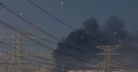 Łukasz jest w Dubaju. Ujawnił, jakie wiadomości dostaje