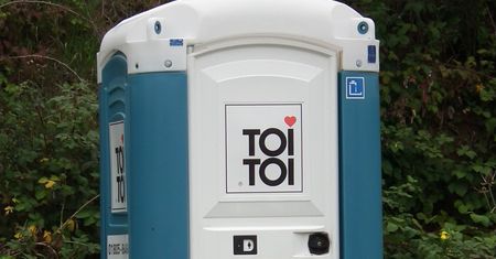 Kobieta czekała na pociąg do Piły. Skandal na dworcu w Gorzowie Wlkp.