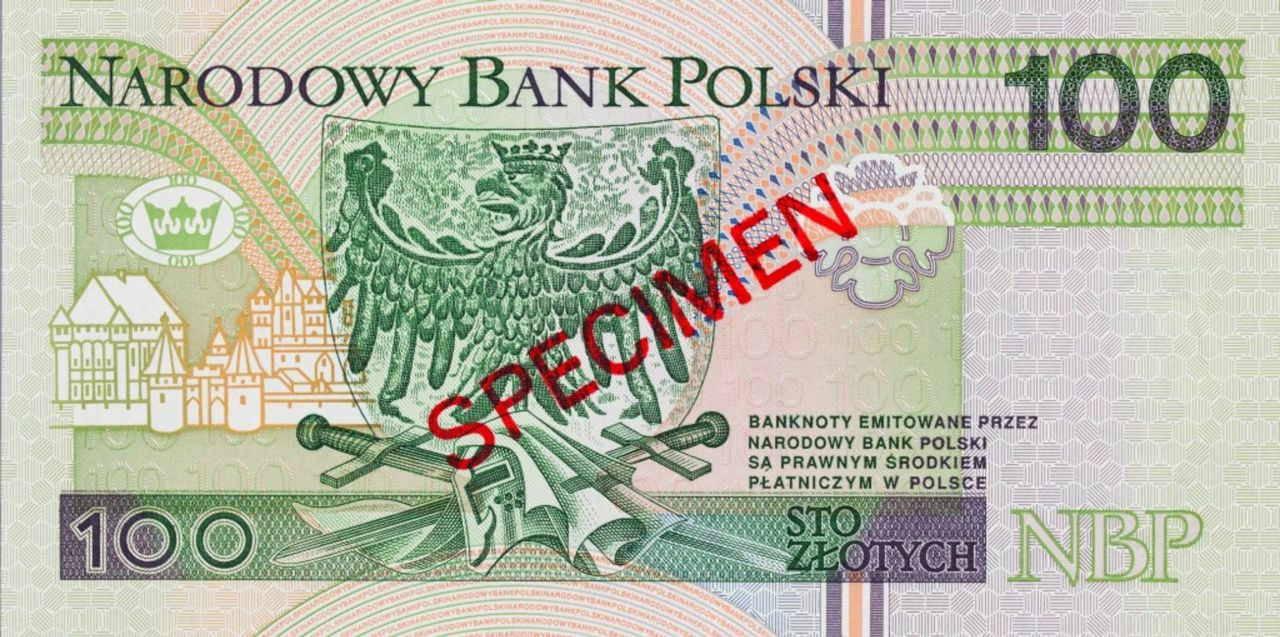 Zapłacił za basen banknotem prezentowym