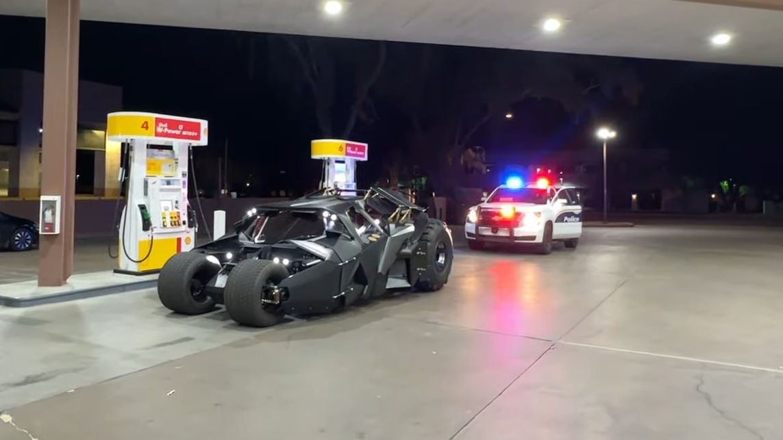 Batmobil przyciągnął nawet uwagę policji w Arizonie