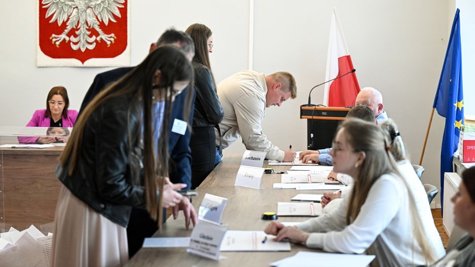 Jak zmienić miejsce do głosowania w II turze wyborów?