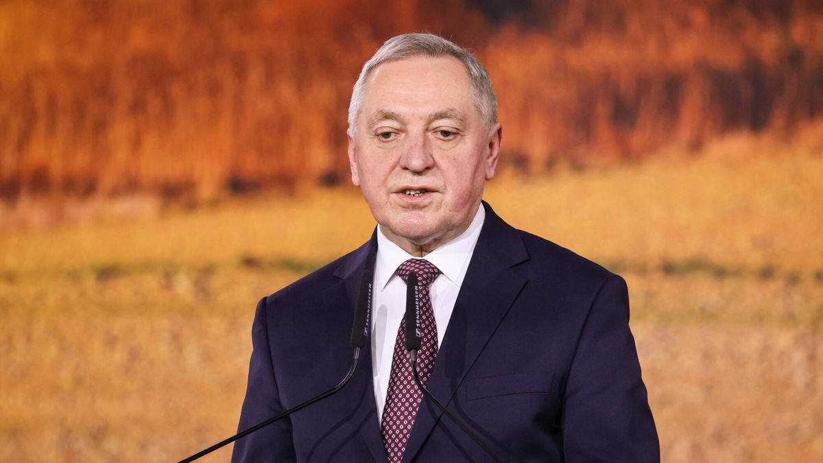 Wicepremier, minister rolnictwa i rozwoju wsi Henryk Kowalczyk