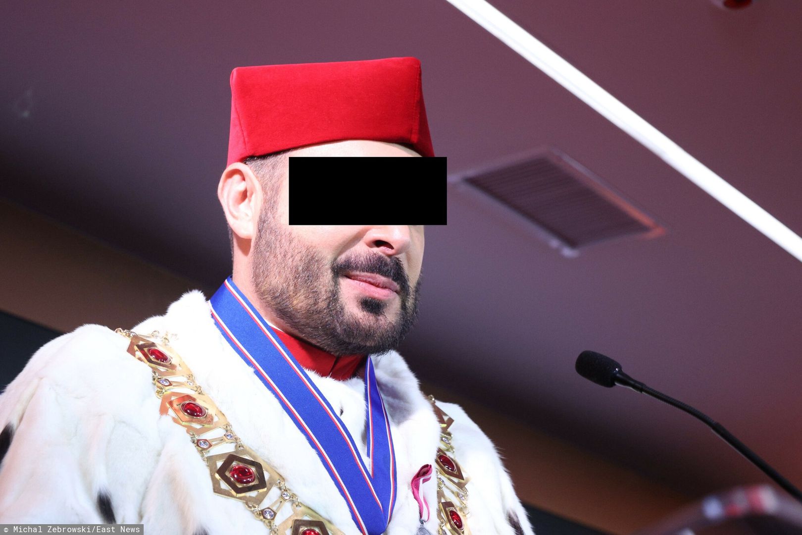 Rektor Collegium Humanum Paweł Cz. wychodzi na wolność