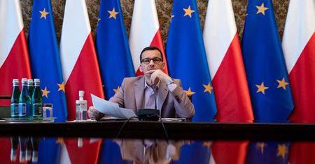 Rekonstrukcja rządu. "Obecna liczba resortów to układ dysfunkcjonalny". Politycy rządu tłumaczą cięcia ministerstw
