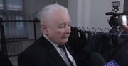 Zakłopotany Kaczyński. Dziennikarze towarzyszyli mu w szatni
