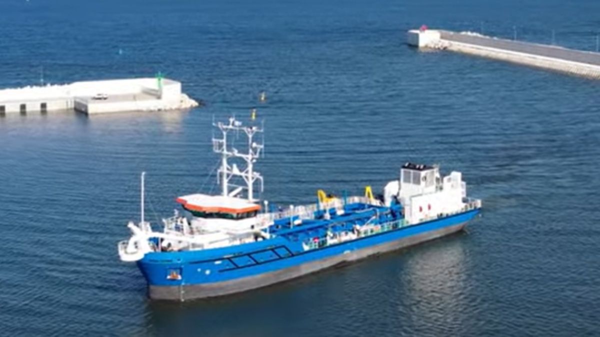 Pogłębiarka Ursa dotarła do Polski