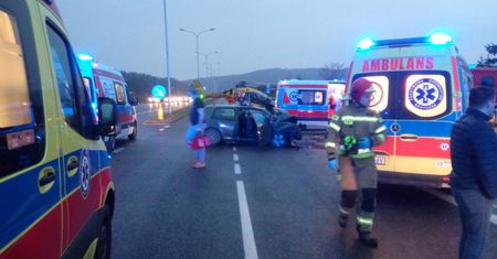 Wypadek autobusu miejskiego w Kielcach. Są ranni